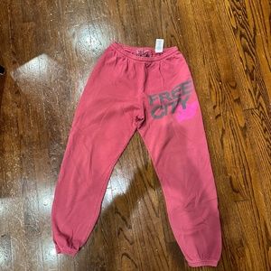 FreeCity Large Sweatpants in Ladree Macroon size XS